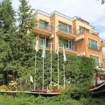 Casa de hóspedes Brigantina 3*