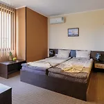 Brigantina بيت ضيافة ساني بيتش