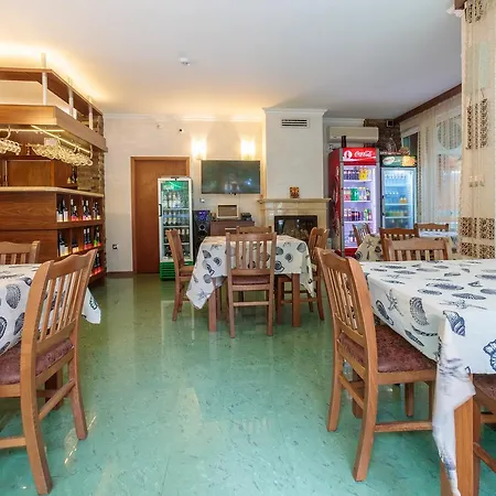 Πανσιόν Brigantina Νεσέμπαρ