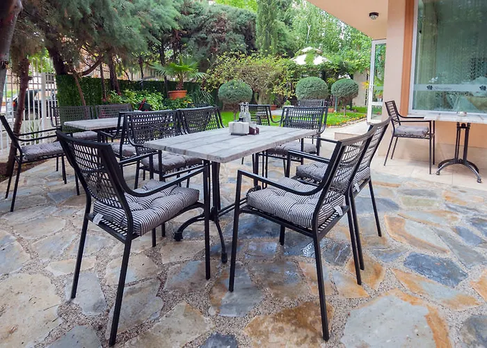 Brigantina 3* Νεσέμπαρ