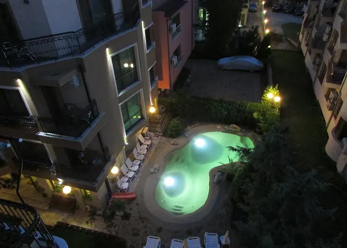 Brigantina Πανσιόν 3*