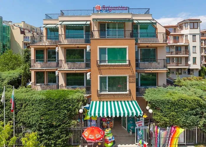 Brigantina 3* Νεσέμπαρ